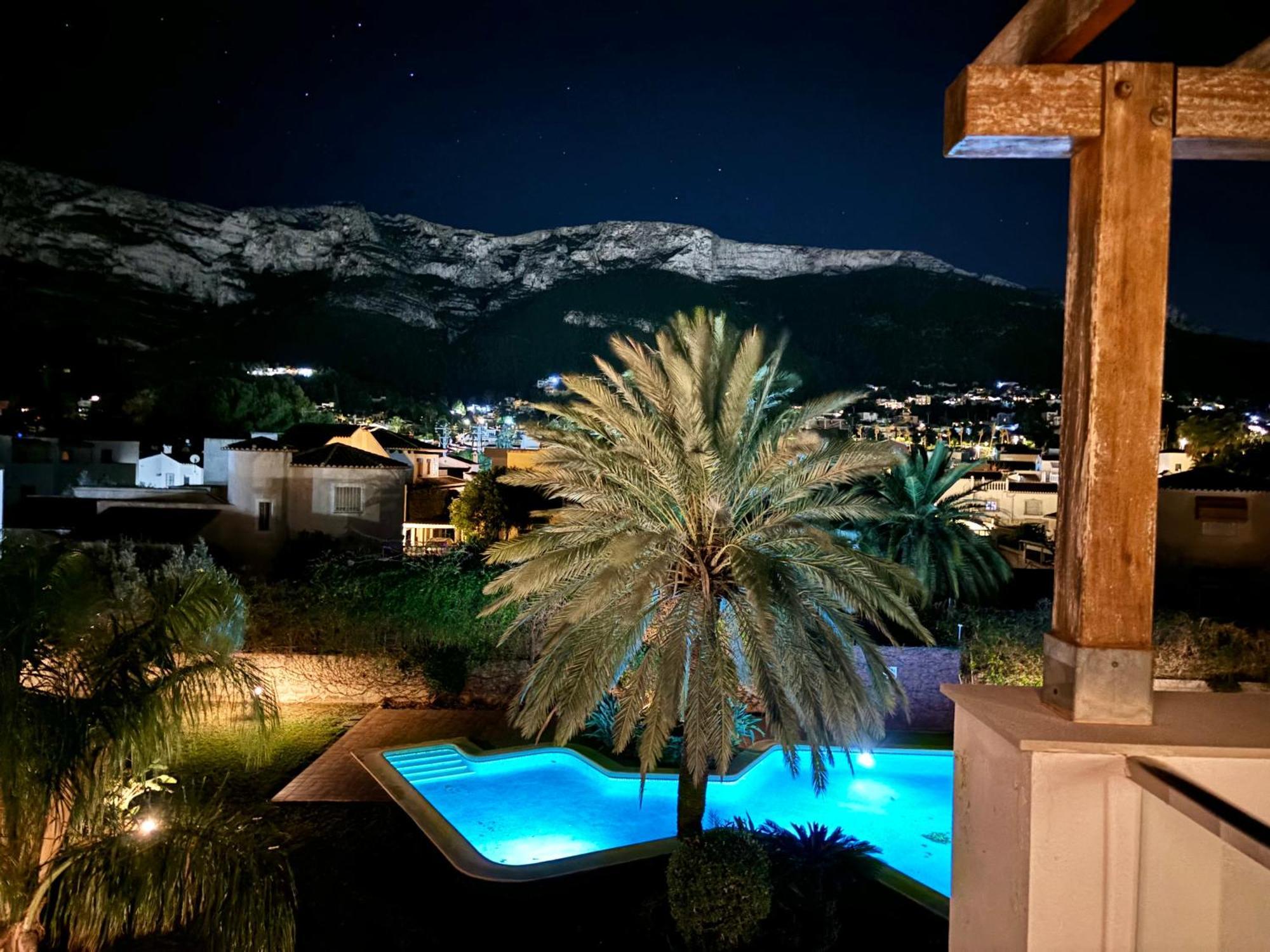 Hoteltype Penthouse 2 Beds, Parking, Wifi & Pool Stunning Views Denia Exterior photo